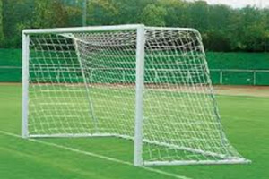 Сетка для футбольных ворот (нить 3 миллиметра, 5Х2Х(1Х1,5) ячейка 100Х100) - fgospostavki.ru - Александров